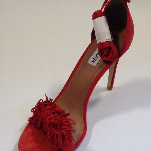 Steve Madden Sassey red suede sandals 9.5 B with 4 inch heels - Picture 5 of 10